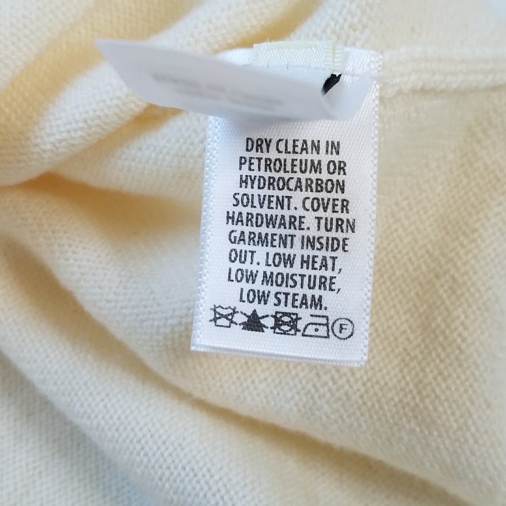 St. John Wool Tank - Picture 6 of 8